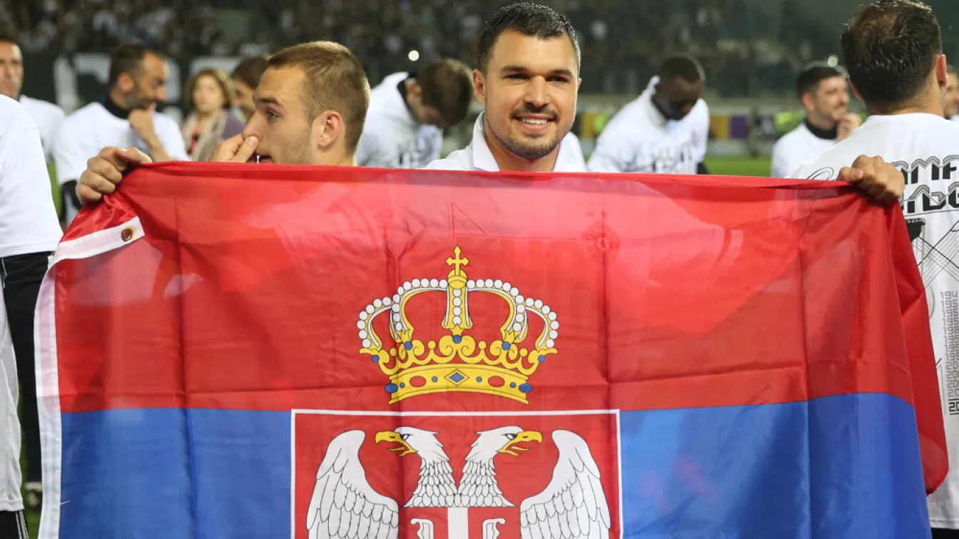 Валери Божинов със своя версия на хит на Цеца Величкович (ВИДЕО)
