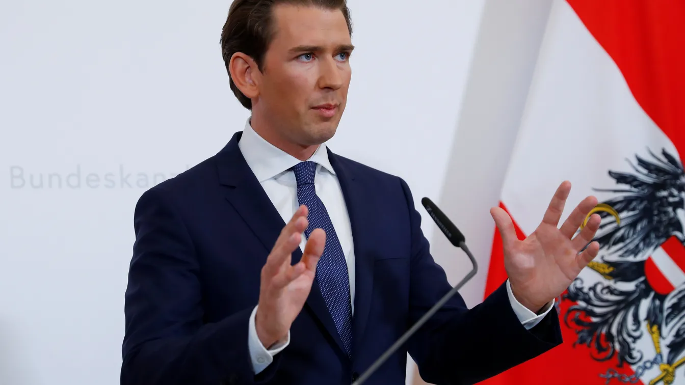 Себастиан Курц започва преговори за нов кабинет в Австрия