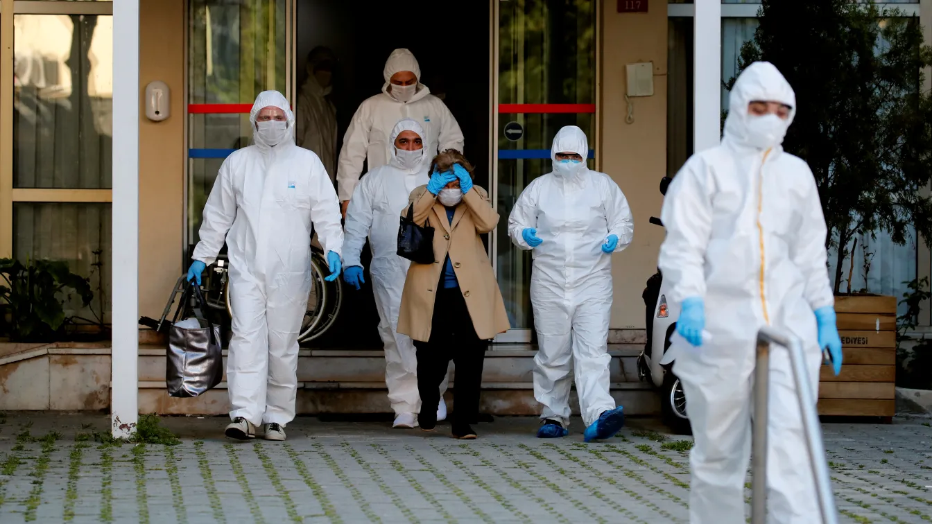 Разхлабват ограничителните мерки за възрастните хора в Турция