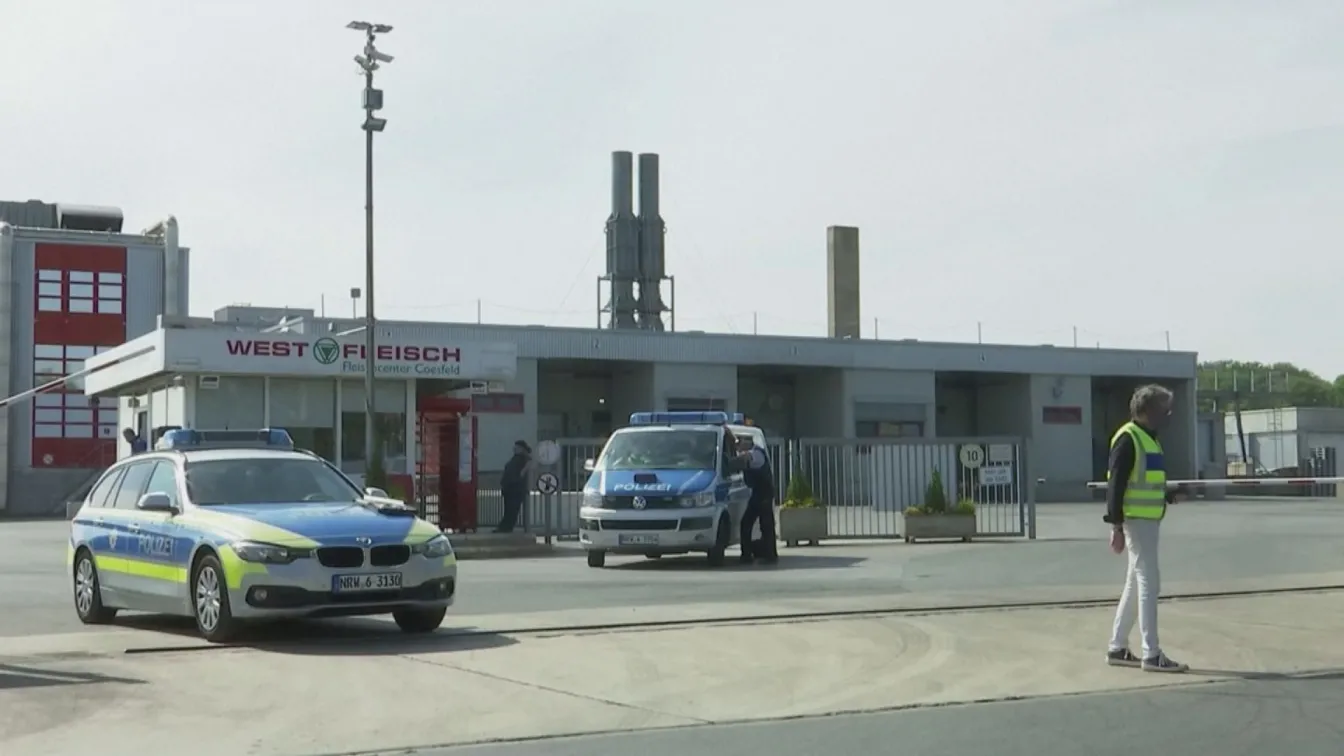 Германия обеща да подобри условията в кланиците, станали огнище на COVID-19