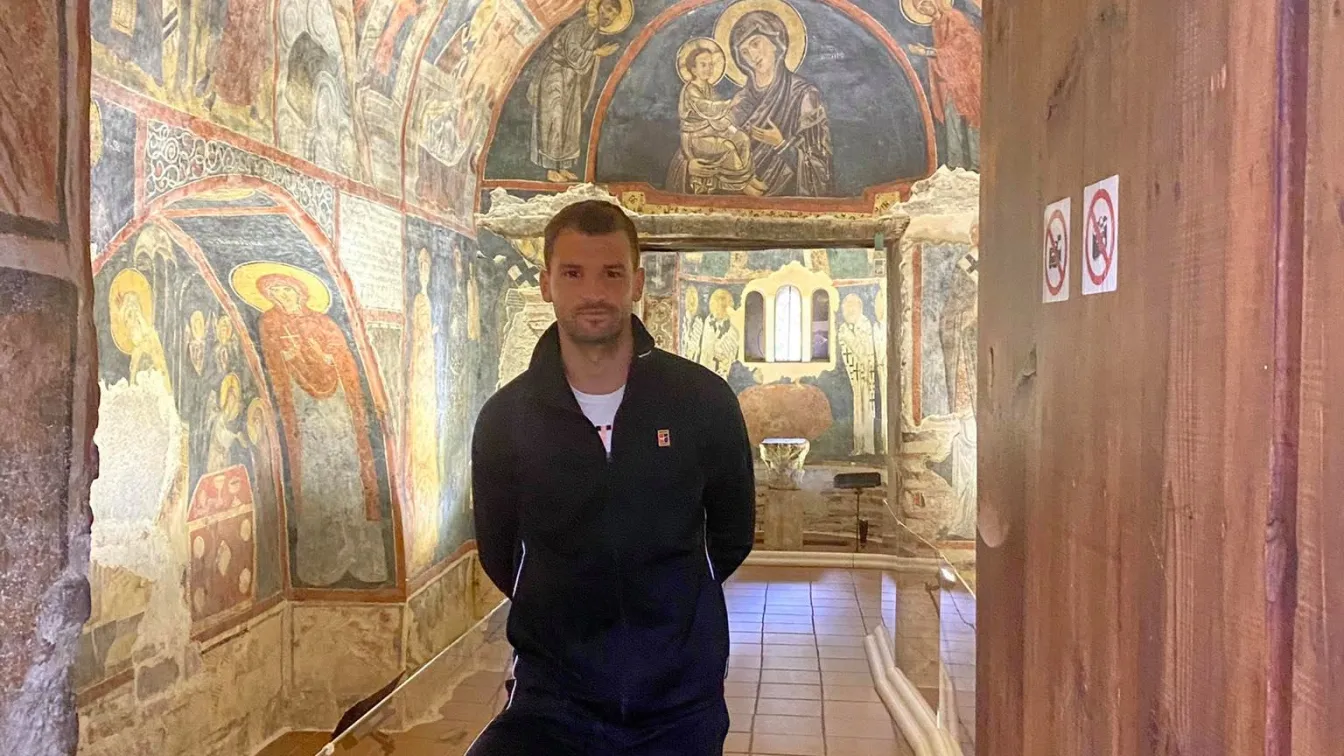 Григор се прибра в България, посети Боянската църква (СНИМКИ)