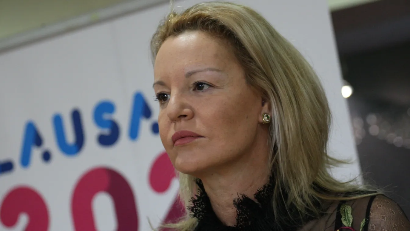 Спортното министерство застана зад Стефка Костадинова 