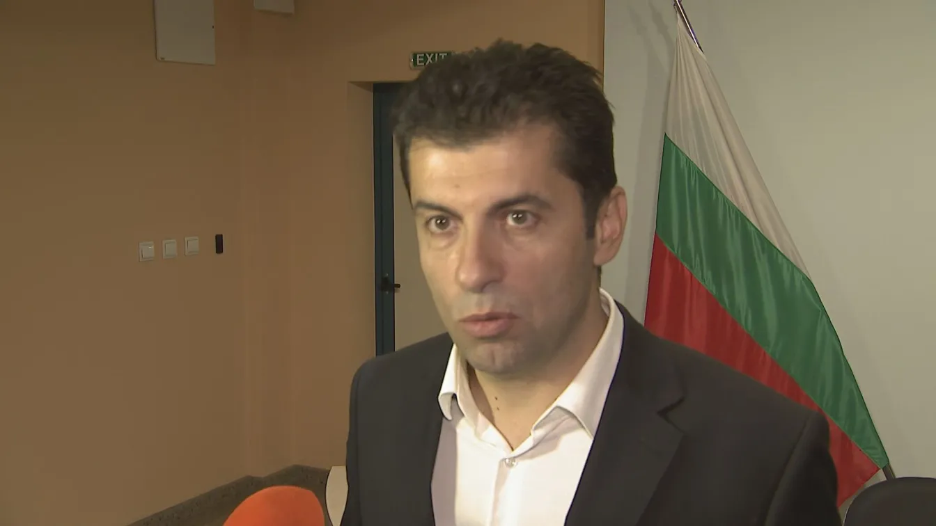 Петков за газа от САЩ: За юни ще имаме два кораба на цена под тази на „Газпром“