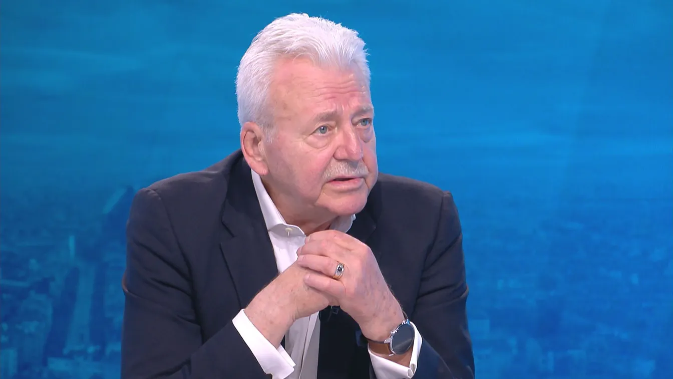 Асен Агов: Не ми се вярва Путин да посегне на Швеция и Финландия