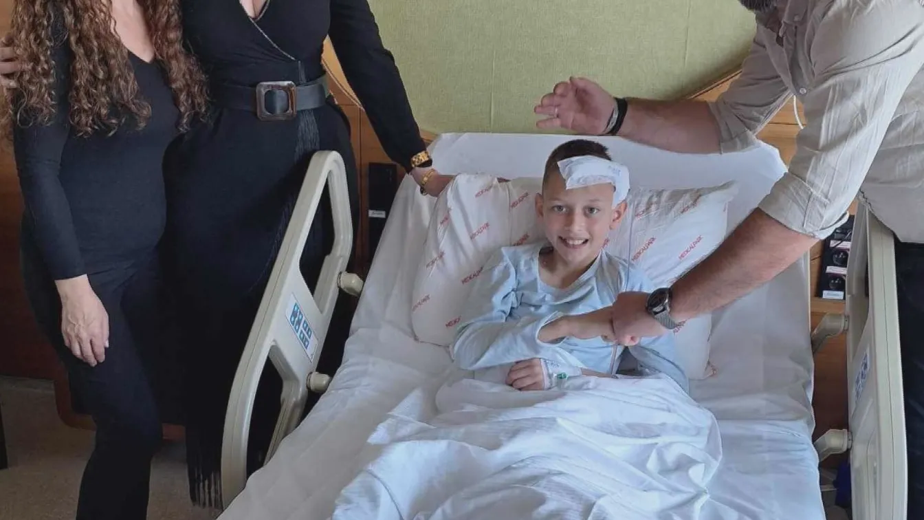 „Аз съм много добре“: 11-годишният Денислав от Велико Търново вече е опериран