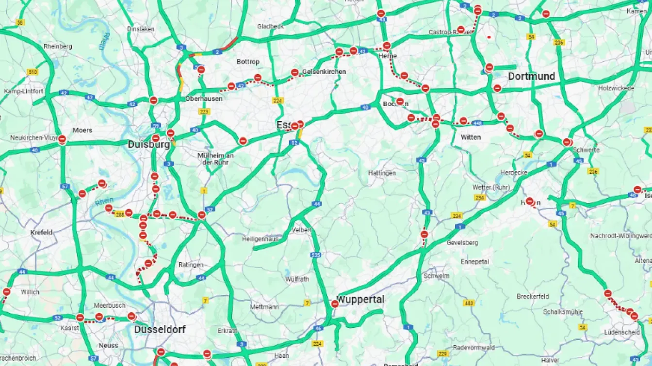 Транспортен хаос в Германия: Google Maps с невярна информация за затворени магистрали