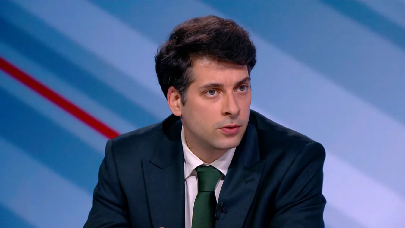 Ресторантьорският бранш към Пеканов: По-ниските цени минават през намалено ДДС