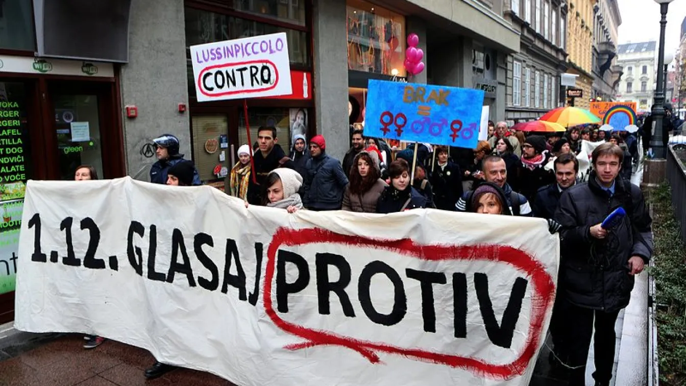 1000 души на протест срещу анти-гей референдума в Хърватия