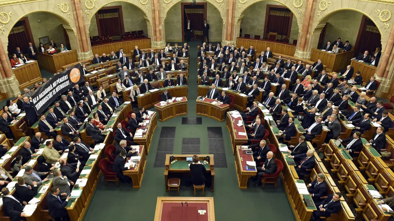 Унгарският парламент отхвърли конституционните промени срещу миграцията