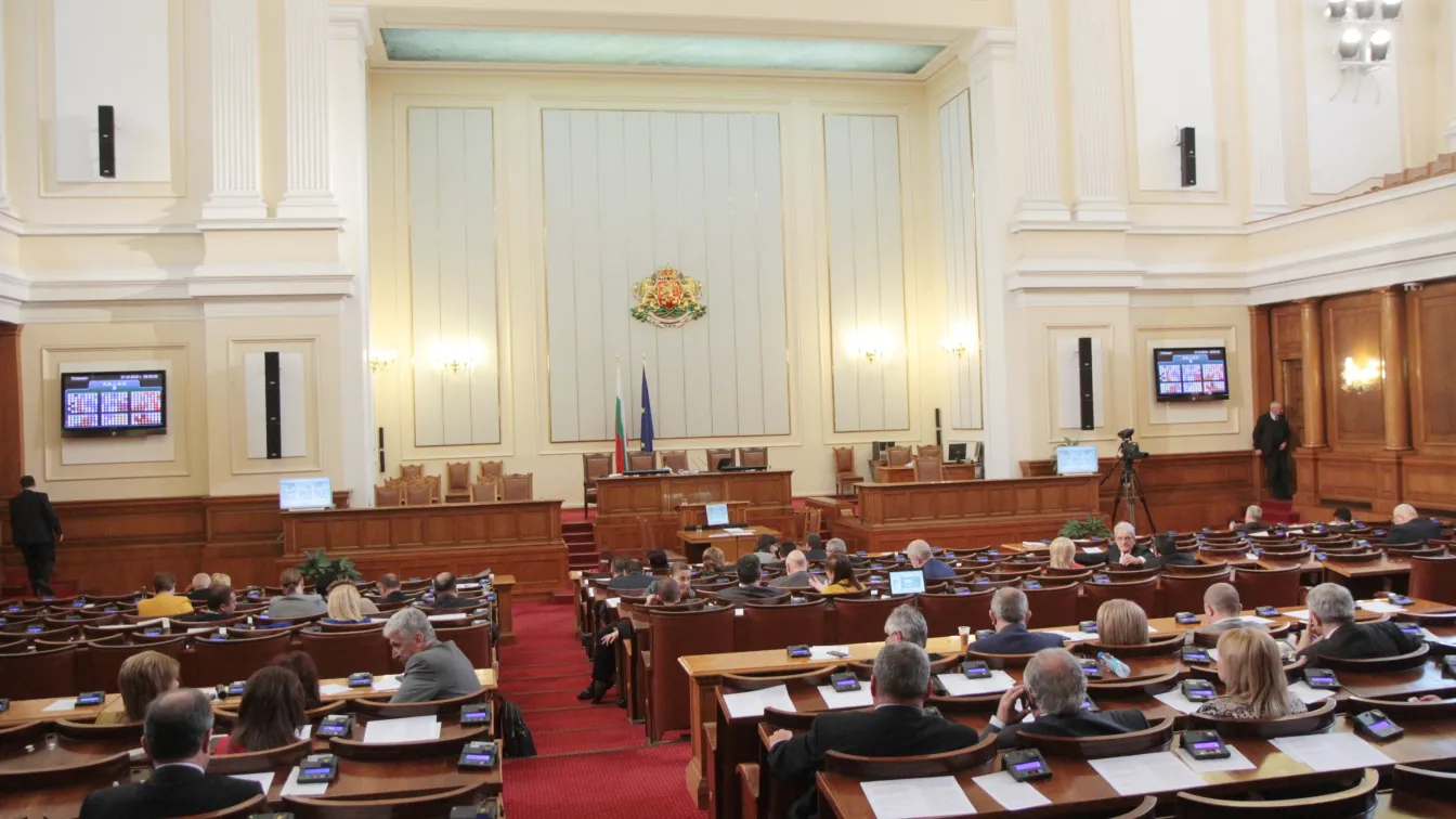 Българските депутати сравниха победата на Доналд Тръмп с тази на Роналд Рейгън