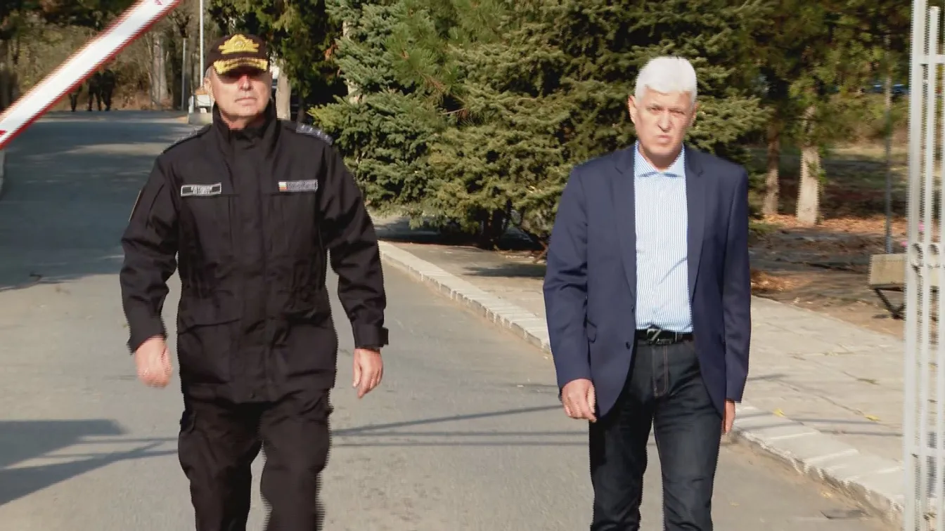 Стрелбата по границата: Патрулът е открил проход в оградата, изстрелът е дошъл след това