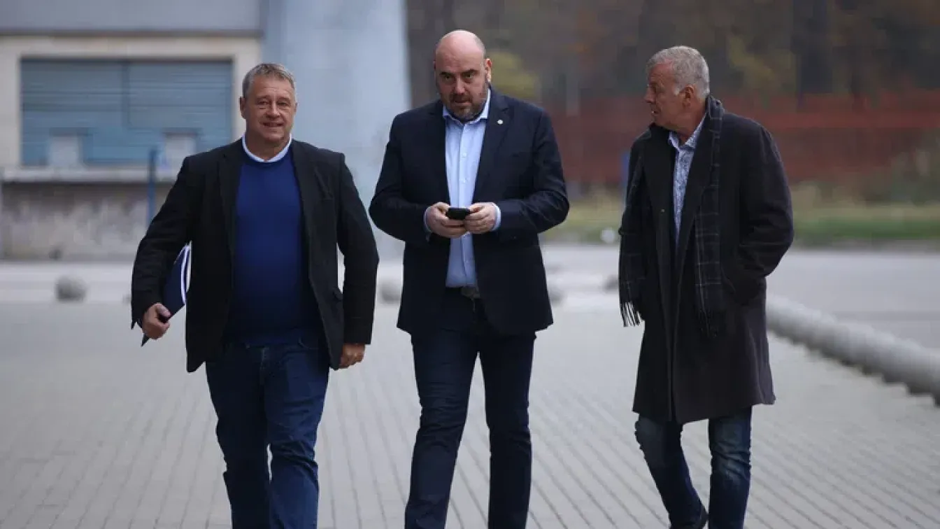 Бизнесмен смени Тити Папазов като шеф в 