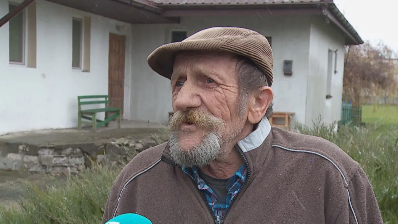 Пратениците на bTV в Полша: Среща с Тадеуш, който вижда войната през прозореца си