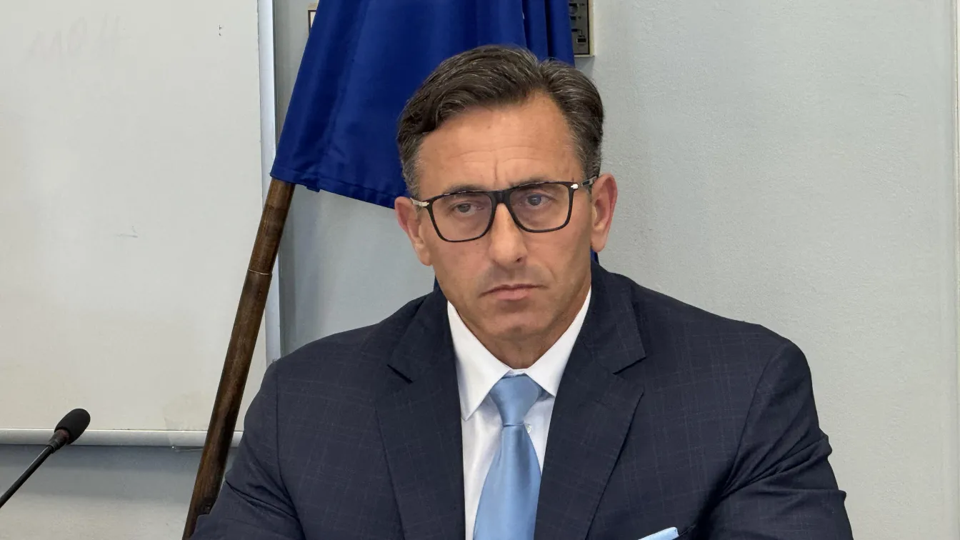 Румен Спецов вече е вписан като особен управител на „Лукойл“