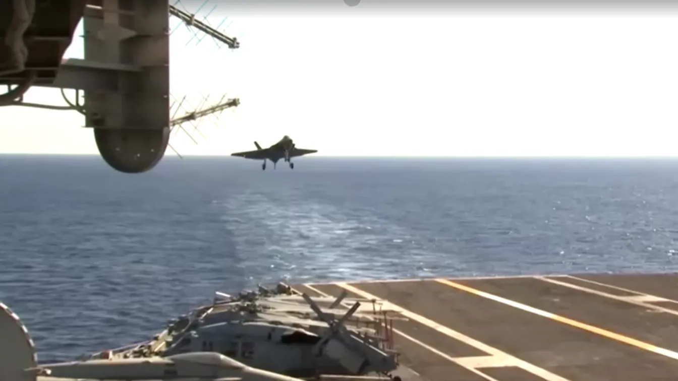 Американски военни самолети са прелетели до Венецуела