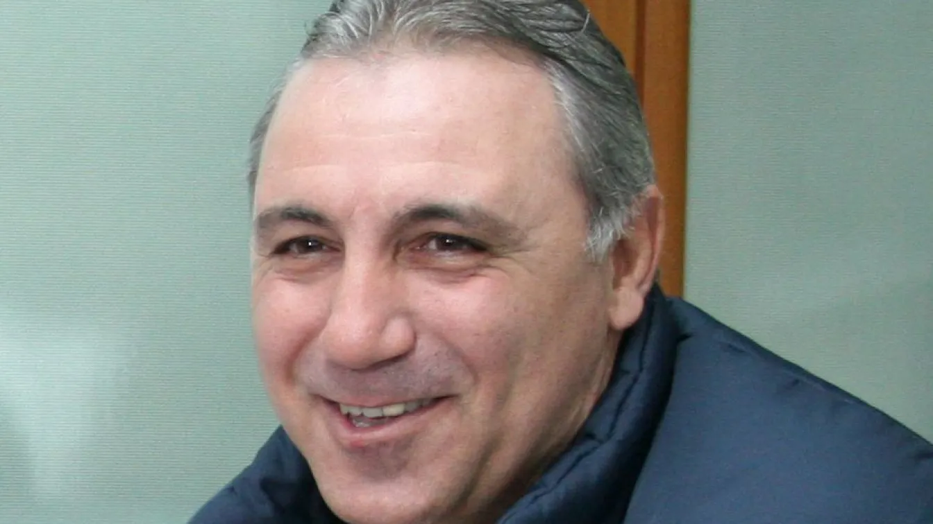 Стоичков: Трябва да мразя Моуриньо, Иниеста заслужава 