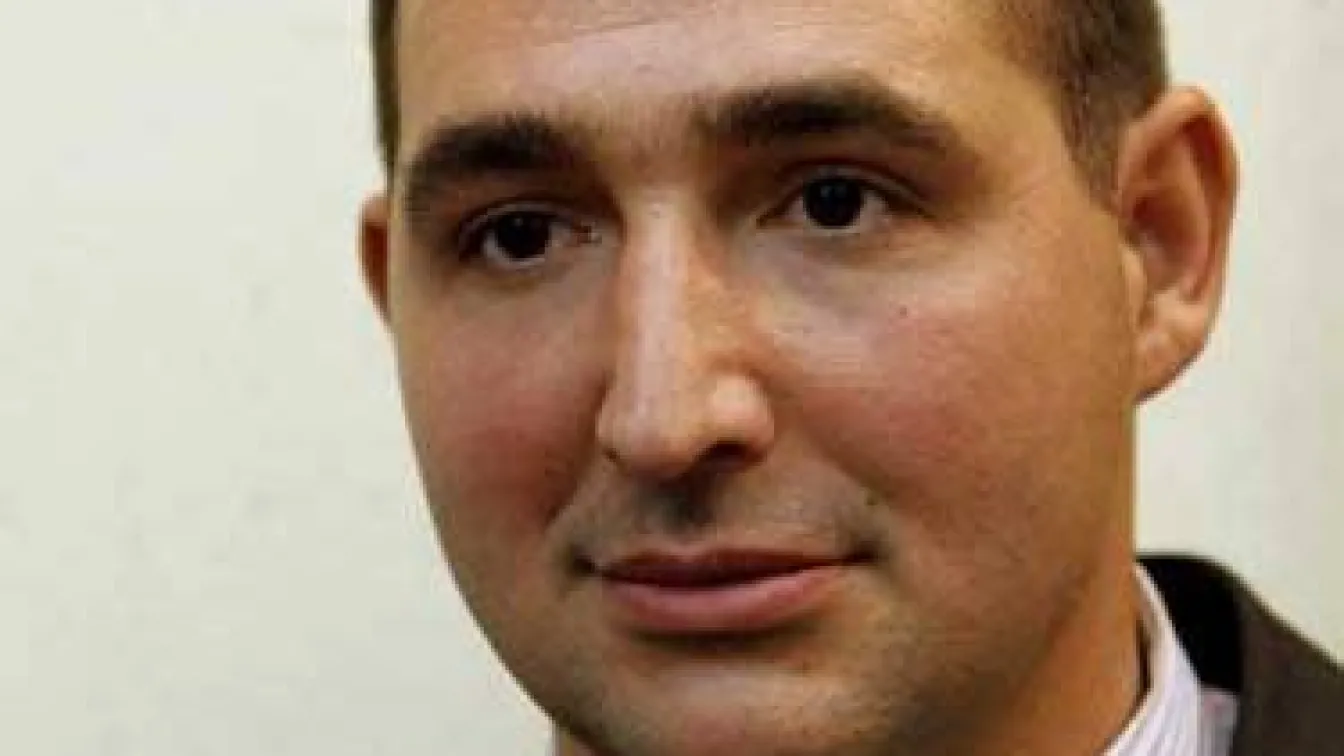 Бивш сръбски министър обвинен в корупция и злоупотреба с власт