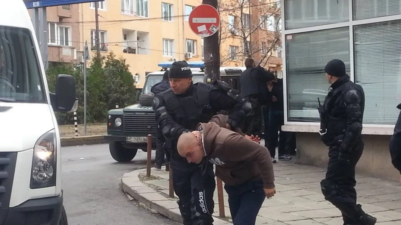 Осъдиха 21 от феновете на Динамо, 8 са оправдани