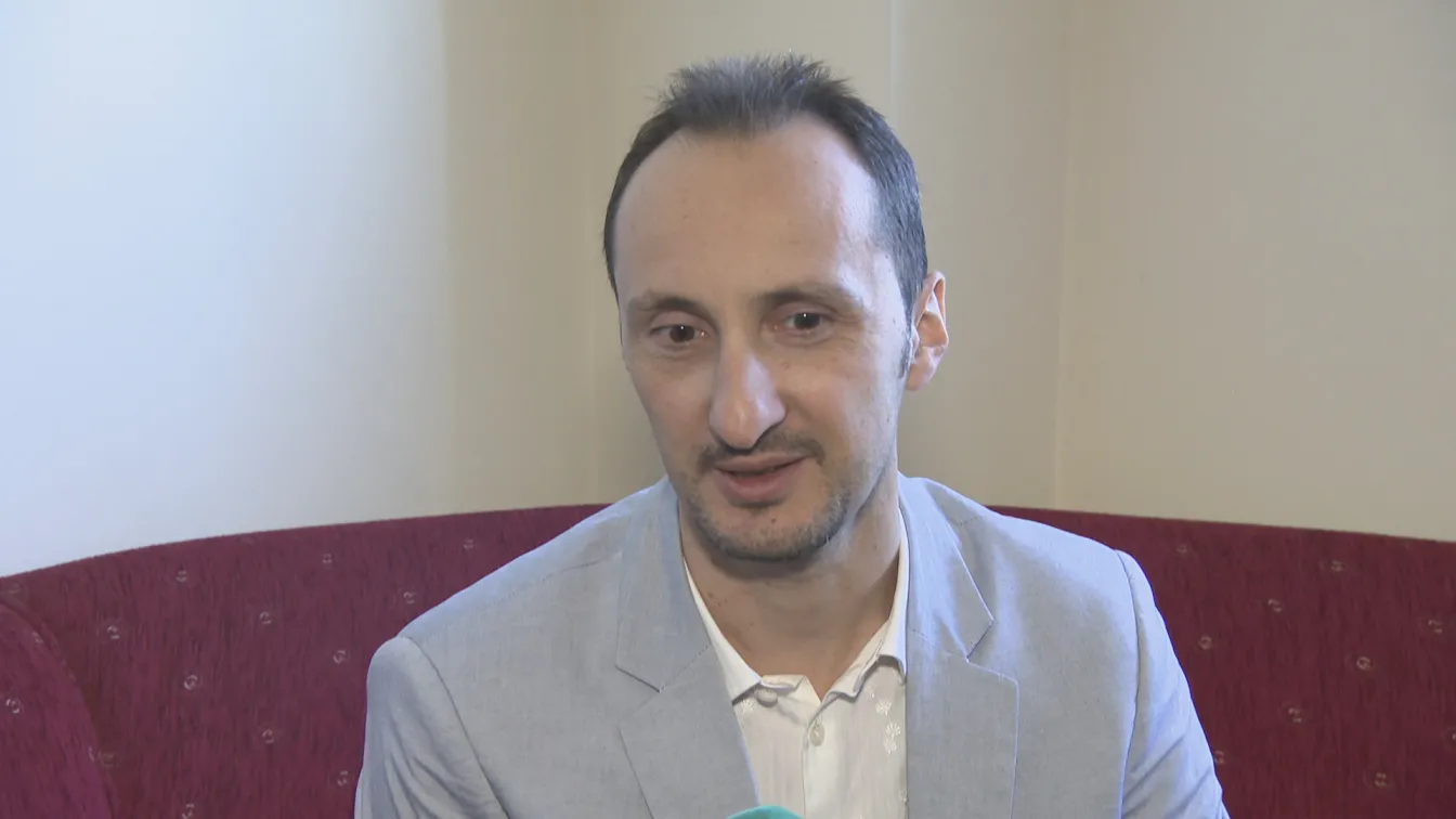 Веселин Топалов: Иска ми се да съм цар, но у дома съм пешка (ВИДЕО)