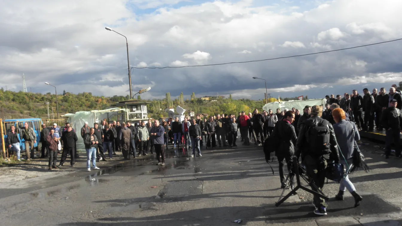 Протести: Миньорите, служителите на НСИ и пчеларите с искания към държавата