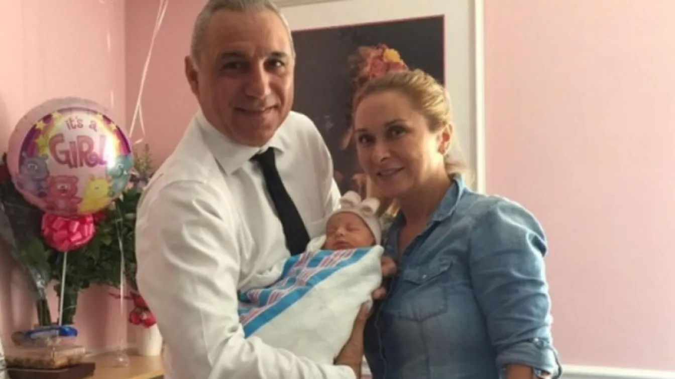 Внучката на Христо Стоичков с първа фотосесия (ГАЛЕРИЯ)