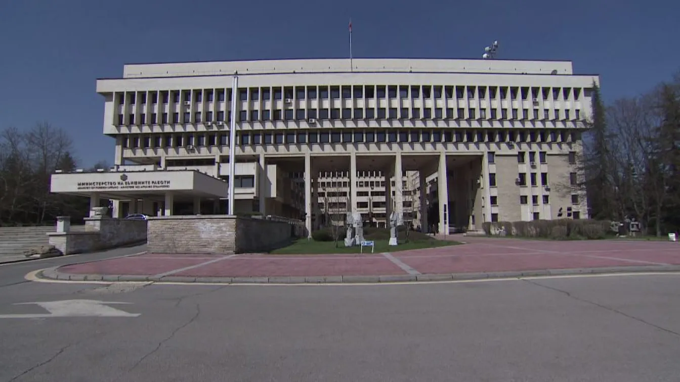 Заради безредиците в САЩ: МВнР съветва българите в окръг Колумбия да не излизат от домовете си