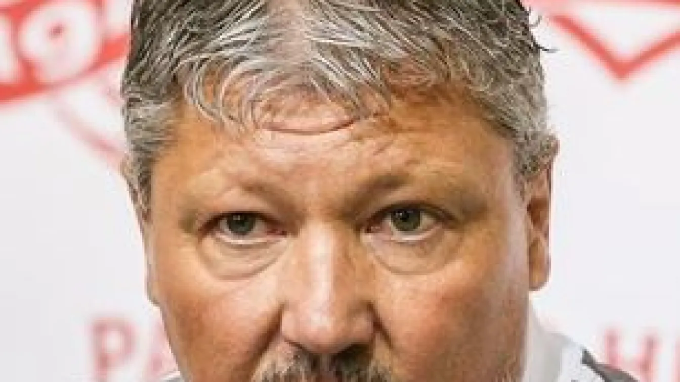 Любослав Пенев