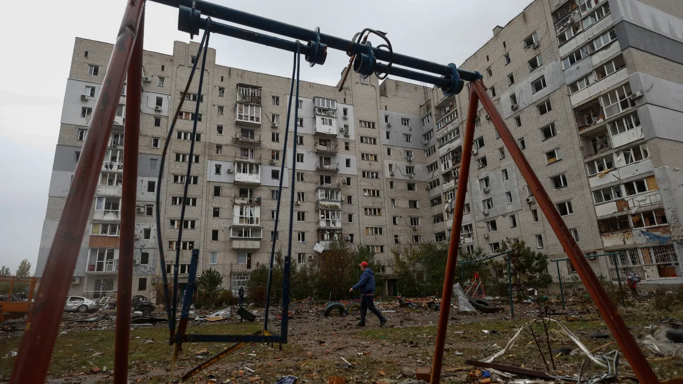 Русия с обстрел по украински град, има ранени майка и дете