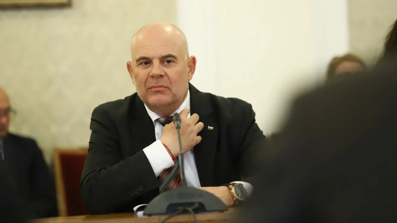 Американски конгресмен иска Гешев да бъде санкциониран от САЩ