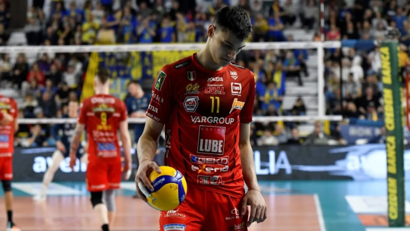 Алекс Николов MVP при първата победа на Лубе за сезона