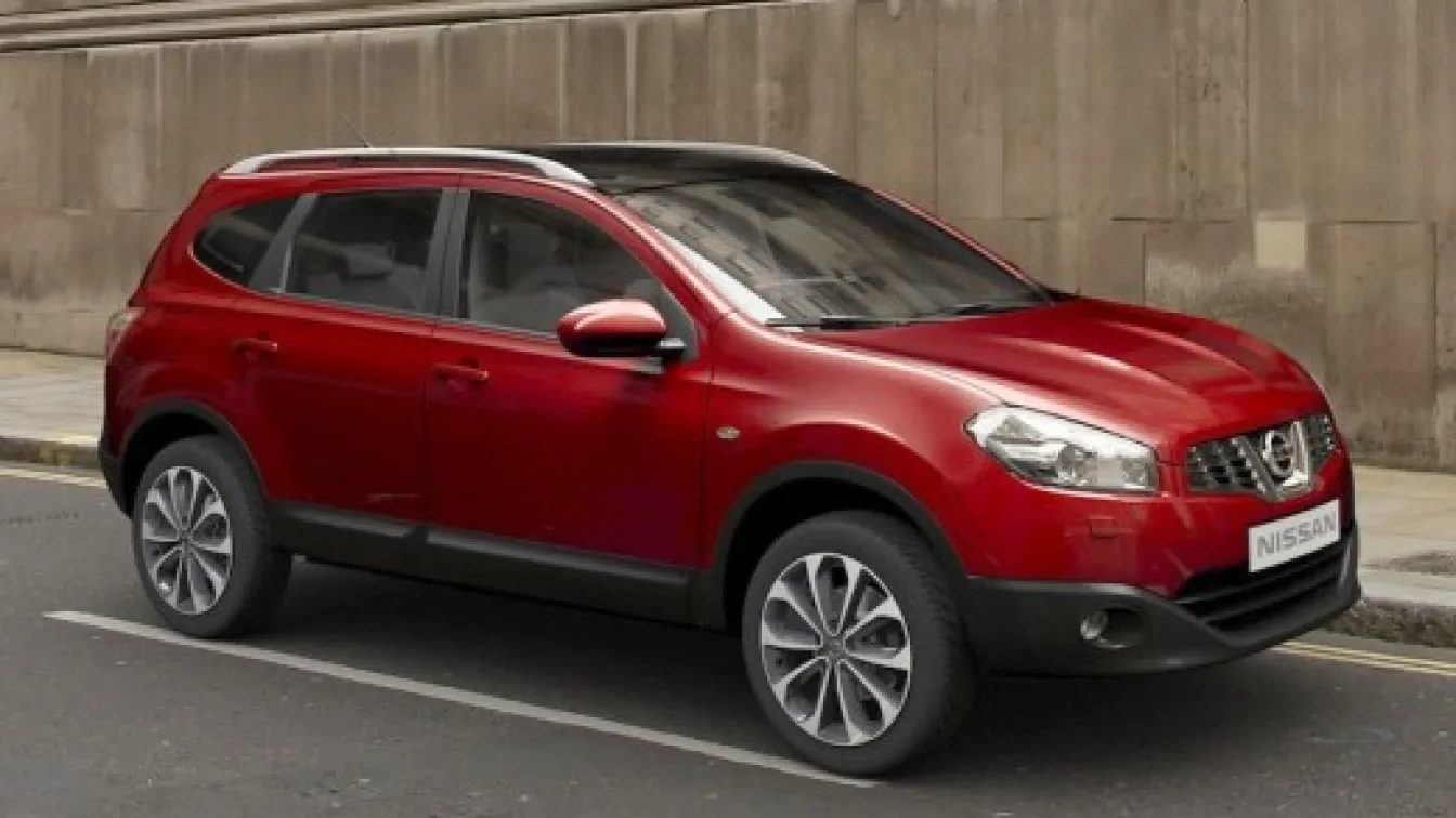 Nissan изтегля 51 000 автомобила от модела Qashqai, заради дефект на волана
