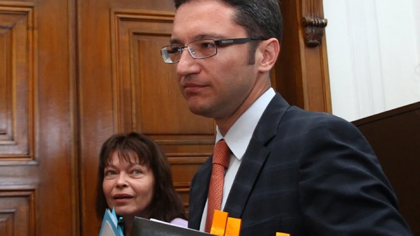 Външните министри на България и Турция ще обсъдят проблема с бежанците