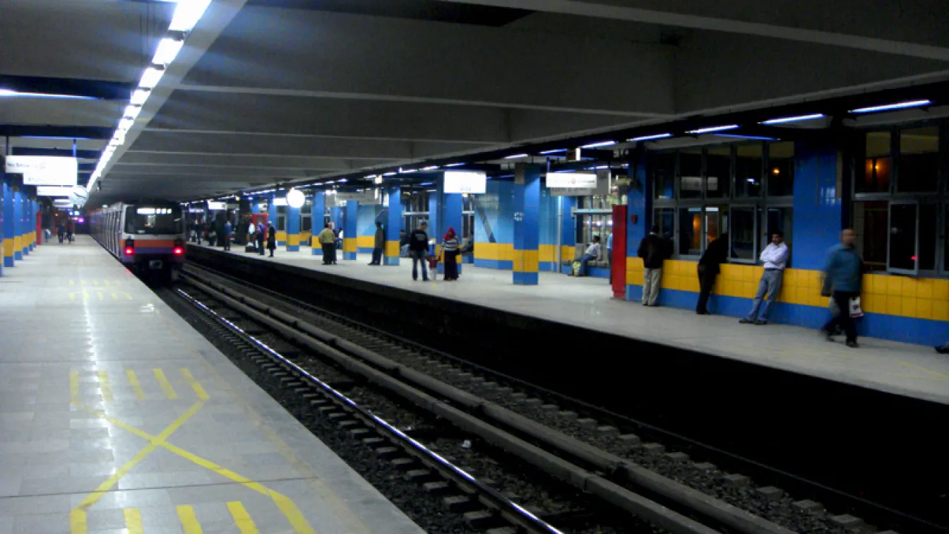 Две бомби бяха намерени в метрото в Кайро