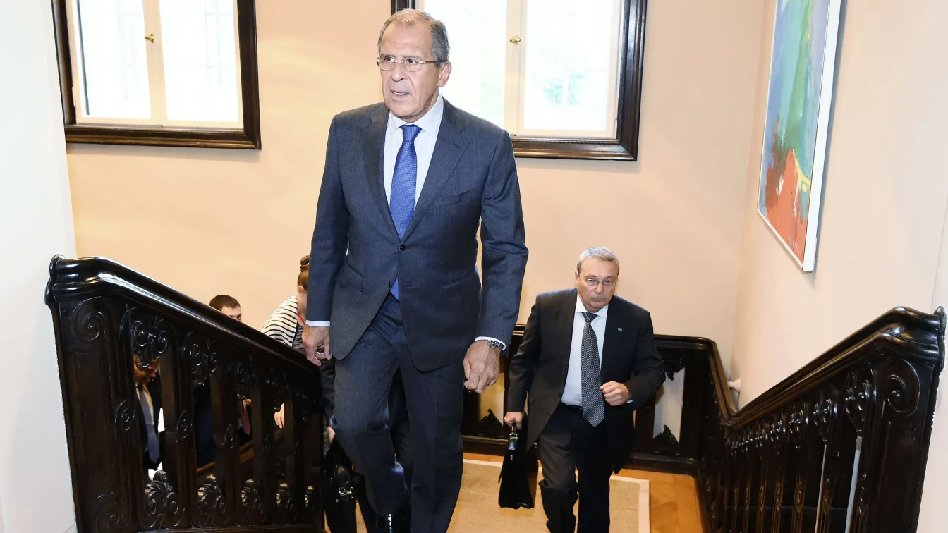 Лавров: Бойко Борисов трябва да се срамува от думите си