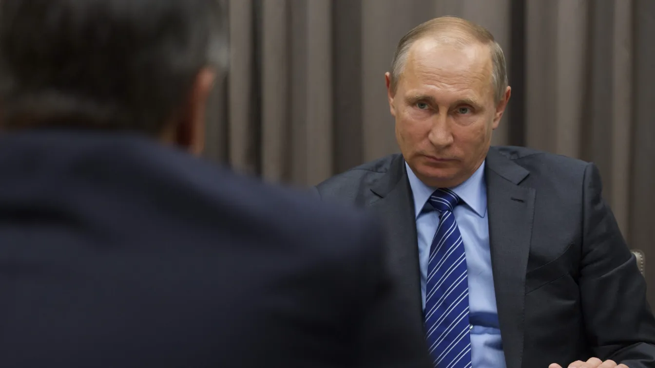 Владимир Путин иска САЩ да пазят хуманитарните конвои в Сирия