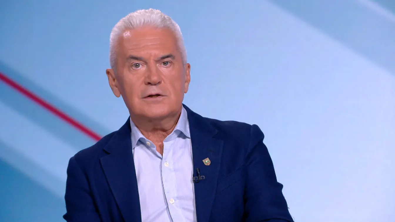 Волен Сидеров: Радев е натовски офицер