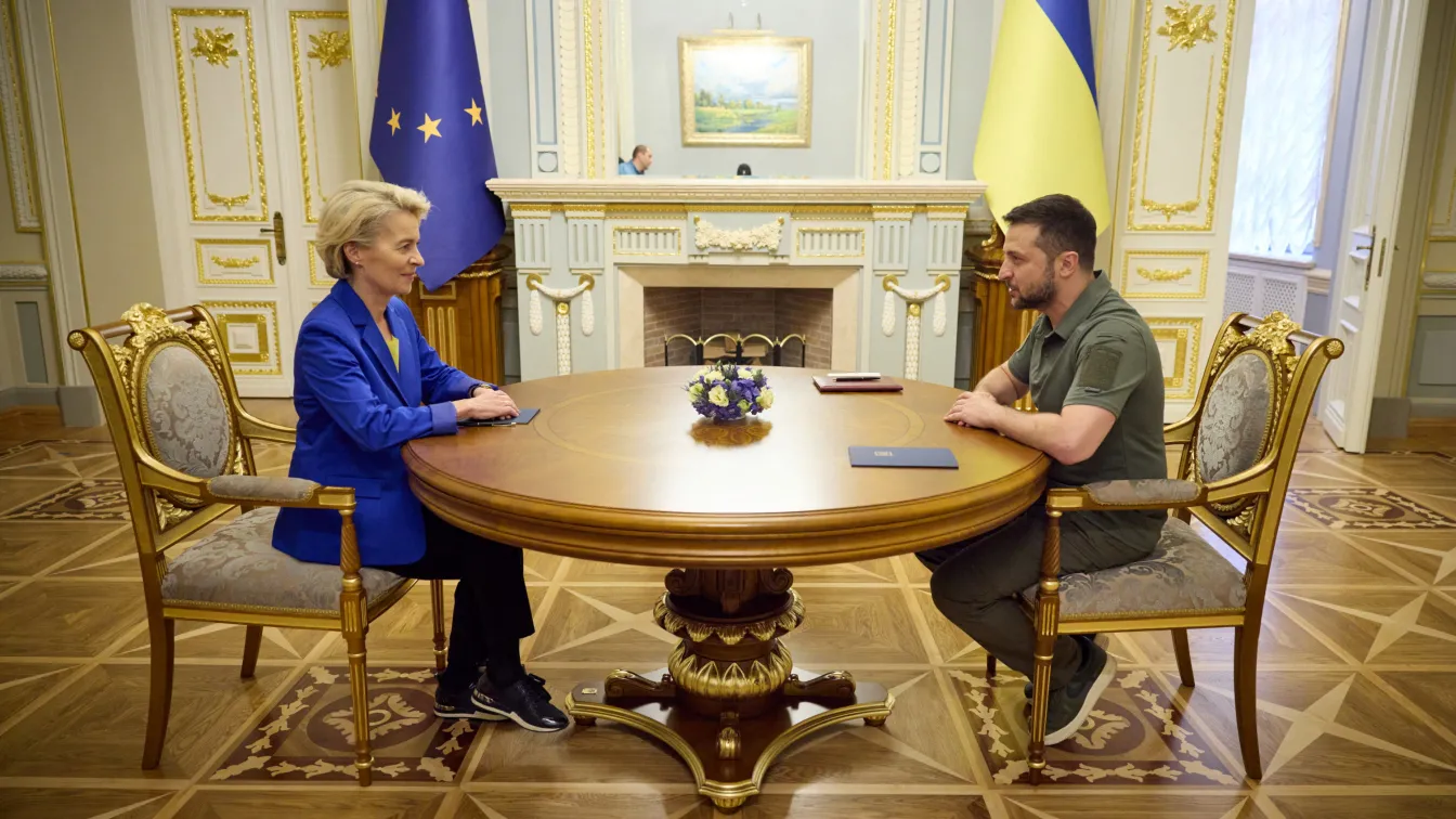Урсула фон дер Лайен посети Киев и поздрави Украйна за военните ѝ успехи