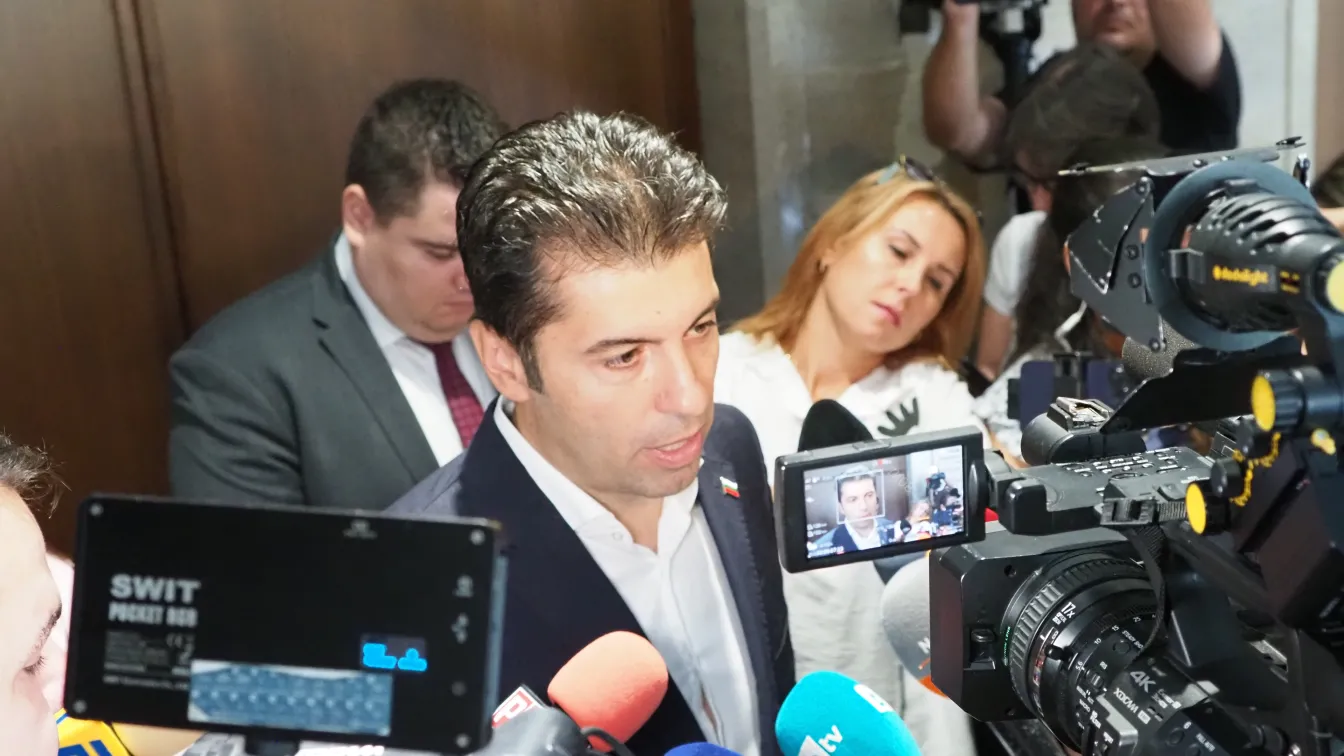 Кирил Петков за отпадането на мониторинга: Това е национален успех