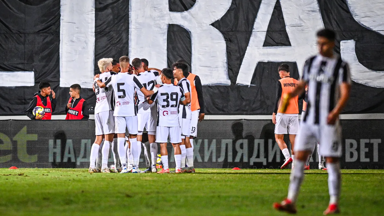 След 166 дни без загуба: Левски рухна на 