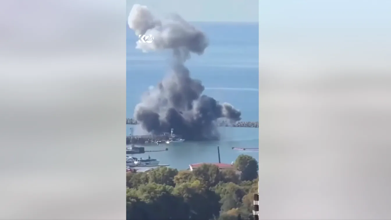 Атака с дрон в Сочи, дим се издига над пристанището (ВИДЕО)