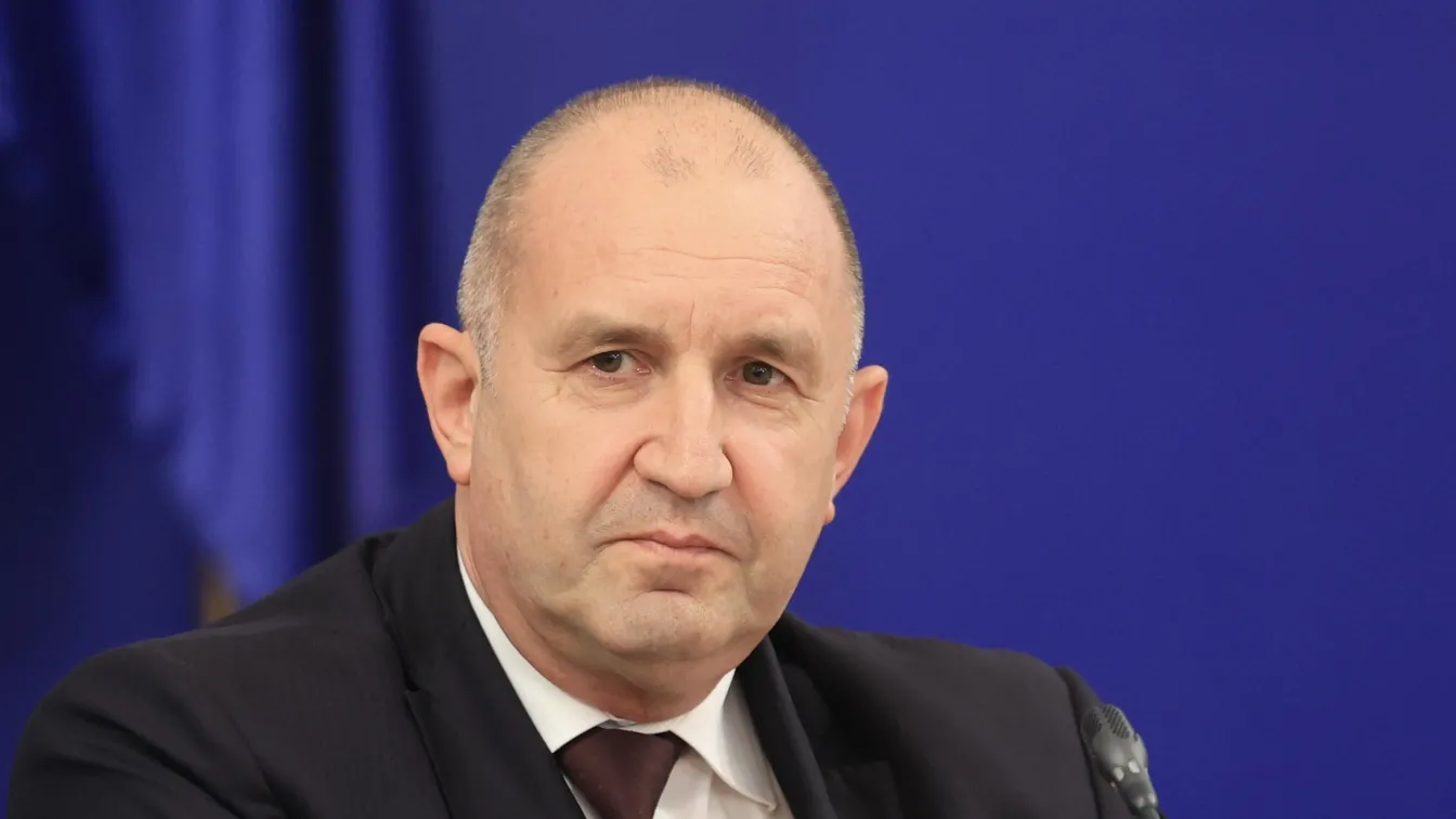 Радев: Трябва час по-скоро ние да градим скоростни пътища, магистрали при високо качество и безопасност