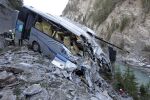 Пътнически автобус се преобърна в Турция, поне 30 ранени 