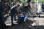 Десетки ранени в Ереван при протести срещу предложения за премиер бивш президент 