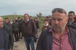 Протест в хасковско село заради загробване на болни птици в землището му