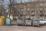 Оставиха в ареста 21-годишната майка, изхвърлила бебето си в контейнер в Димитровград