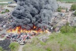 Пожар в депо за стари автомобили в Ямбол (СНИМКИ)
