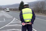 Полицаи осигуриха ескорт на родилка от Добрич до Варна 