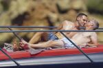Случва се! Шумахер се омъжва за приятеля си пред телевизионни камери