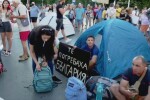 Палатков лагер на протеста вече и в центъра на Варна