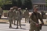 Бронирани машини и военни в униформи се появиха в центъра на Вашингтон